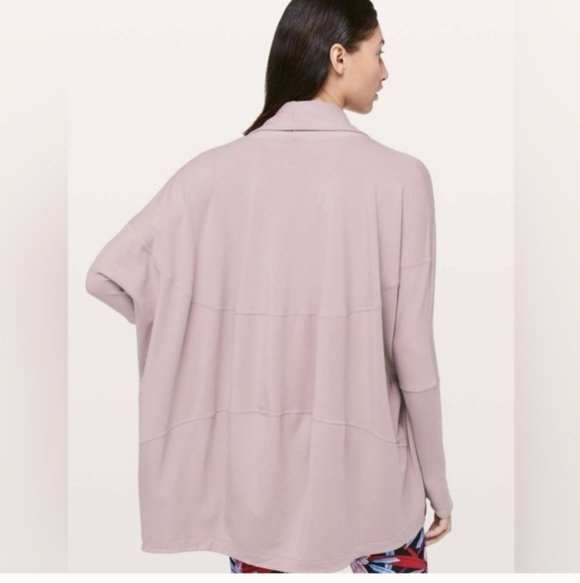 Lululemon Back In Action Wrap Cardigan Smoky Blush Oversized Size 4 - Picture 2 of 11